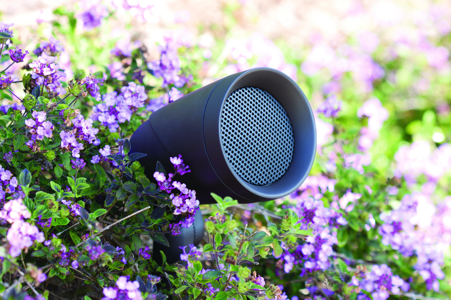 How an Outdoor Speaker System Can Make Your Home More Fun 